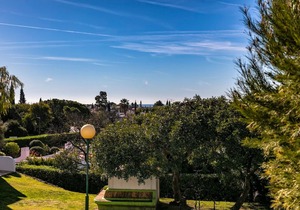 D6 Quin ta do Paraiso Apartment with Lovely Views