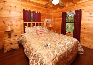 Dare To Bear #238 - Two Bedroom Cabin