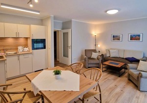 Darßer Weg 38 a Whg. 20 - Cozy vacation apartment in an apartment house in