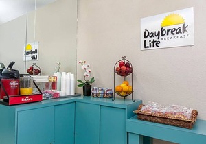 Days Inn by Wyndham San Francisco S/Oyster Point Airport