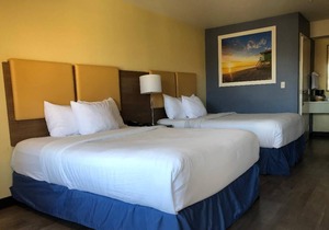 Days Inn by Wyndham Hayward Airport
