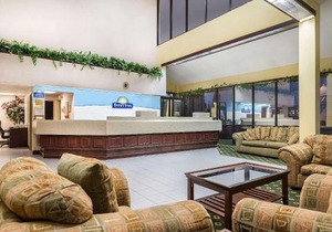 Days Inn by Wyndham Indianapolis Northeast