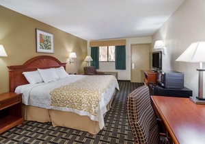 Days Inn by Wyndham Kent Akron