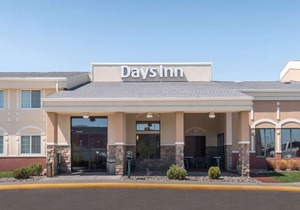 Days Inn by Wyndham Minot