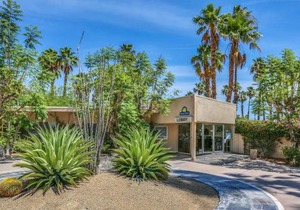 Days Inn by Wyndham Palm Springs