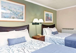 Days Inn by Wyndham San Jose Convention Center