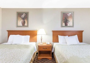 Days Inn & Suites by Wyndham Seaford