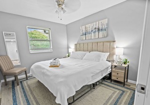 Delightful One-Bedroom Sanctuary Near Main Street