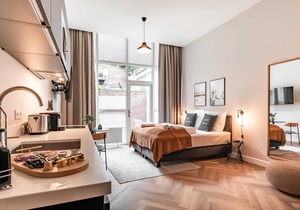 Den Haag Keizerstraat | Suite L with terrace