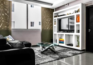 Diaphanous Urban Apartment - PH Quartier 74