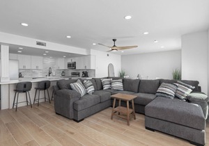 Direct Oceanfront 2 Bedroom 2 Bathroom on the 1st Floor