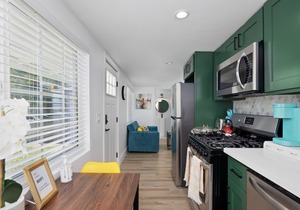 ★DIVINE 1B1B 5mins. DRIVE TO ROSE BOWL STADIUM★