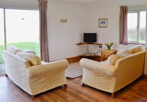 Dolphin Lodge