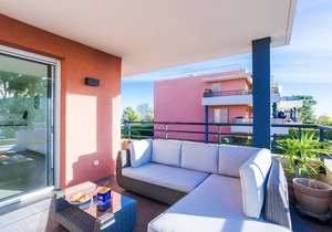 DOMAINE DES ROSES II AP4256 By Riviera Holiday Hom