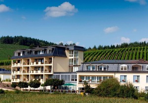 Double Room Shower/WC Herrenberger Double Room - Hotel-Weingut Weis