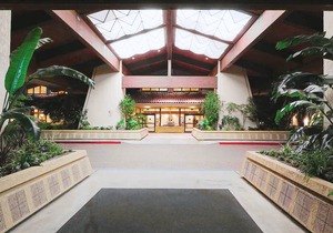 DoubleTree by Hilton Bakersfield