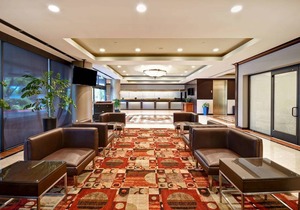 DoubleTree by Hilton Pleasanton at The Club