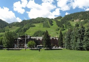 Downtown Aspen, Updated 1 Bedroom Condo