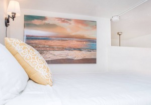 Downtown San Diego Loft in The Gaslamp Quarter!