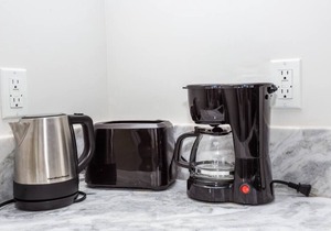 Downtown View 4 Sleepers Studio- Great for Getaway