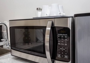 Downtown View 4 Sleepers Studio- Great for Getaway