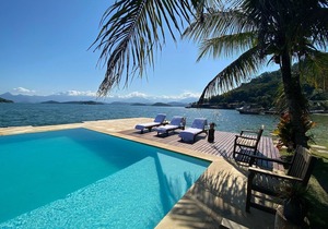 * EasyHost * PARADISE HOUSE WITH PRIVATE BEACH AND POOL