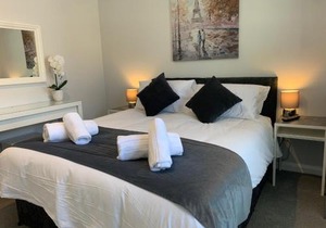 Eclipse Apartment No 3