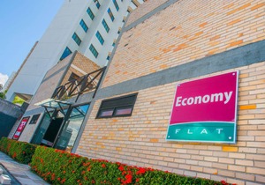 Economy Flat
