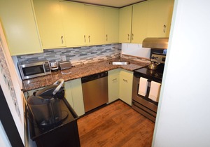 Edgewater House - Ocean Front Units With Spectacular Views!