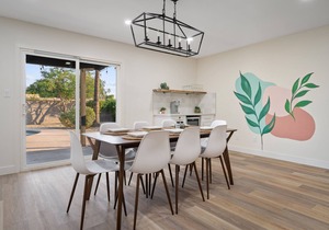 Elegant! Scottsdale Vacation home - Pool w/ Outdoor Games!