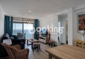 Embajador 2 Apartament a primera línia de mar per 5 persones