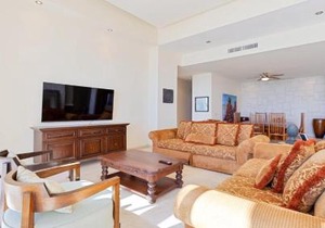 Encanto Living Penthouse 1202 by Kivoya