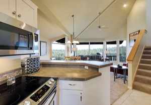 Enjoy Deschutes River Views from Beautiful 2-Bedroom Mt. Bachelor Village Condo