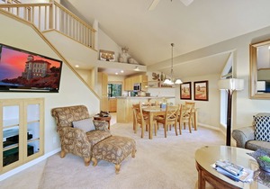 Enjoy Deschutes River Views from Beautiful 3-Bedroom Mt. Bachelor Village Condo!
