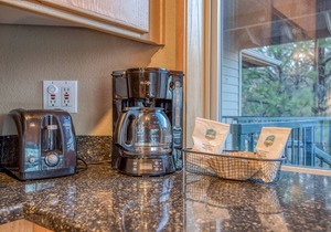 Enjoy Deschutes River Views from Beautiful 3-Bedroom Mt. Bachelor Village Condo