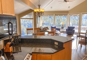 Enjoy Deschutes River Views from Beautiful 3-Bedroom Mt. Bachelor Village Condo
