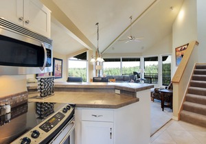 Enjoy Deschutes River Views from Beautiful 3-Bedroom Mt. Bachelor Village Condo!