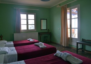 Enjoy Sunrises and Sunsets from this Cozy Studio