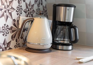 "Enjoy unforgettable moments in your dream apartment by the sea!"