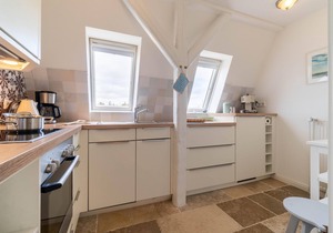 "Enjoy unforgettable moments in your dream apartment by the sea!"