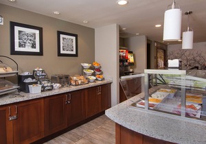 Equipped Studio with a Courtyard View + Free Breakfast | Just 4-Minutes from the Airport