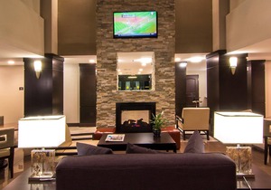 Equipped Studio with a Courtyard View + Free Breakfast | Just 4-Minutes from the Airport