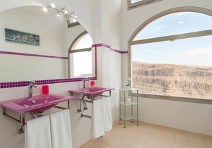 420 m² House ∙ 3 bedrooms ∙ 6 guests