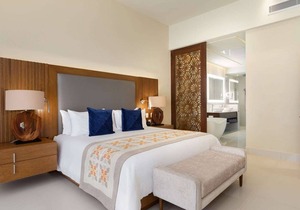 Escape to the Beach - Villa La Valencia Beach Resort & Spa