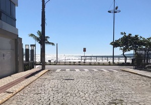 Excellent apartment 40 meters from the sea, in the center of Itapema, with air cond, wi fi