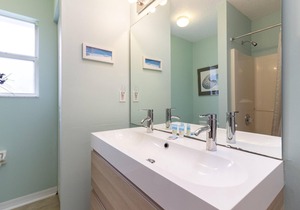 Excellent Location ~ Pet Friendly ~ Only Steps to the Beach!!!