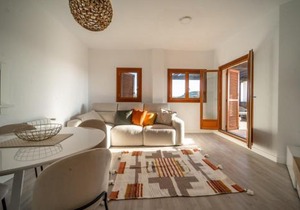 Exclusive 2 Bed 2 Bath Penthouse with Golf Views - DE2332EV
