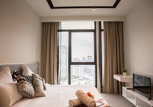 Expressionz Professional Suites by Plush