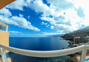 Facing the ocean - Full appt with 2 double bedroom