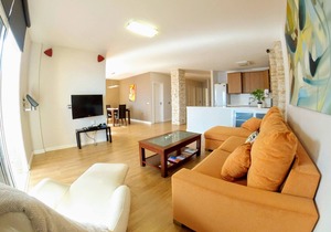 Facing the ocean - Full Appt 2 ch double